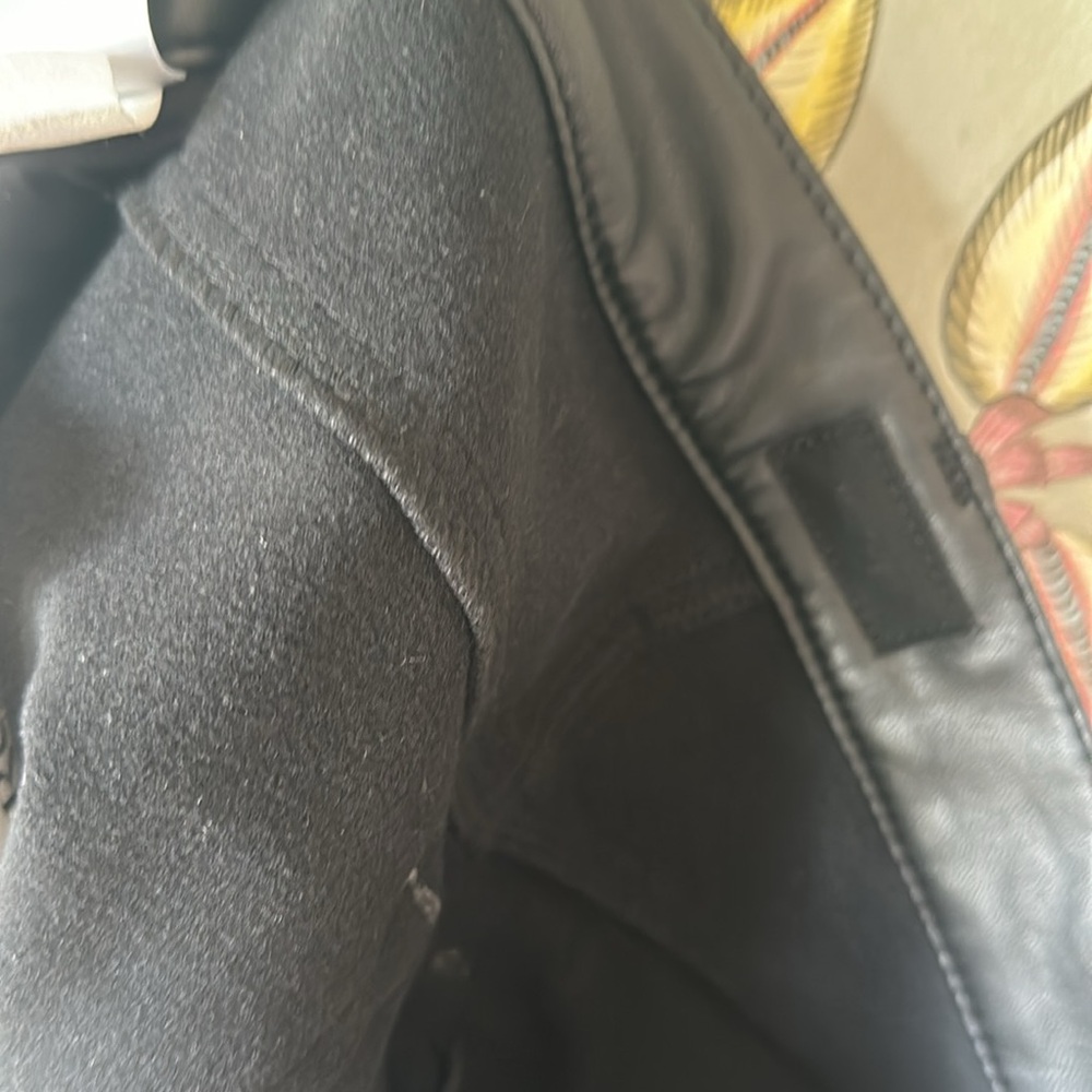 Faux leather pants - Picture 7 of 7